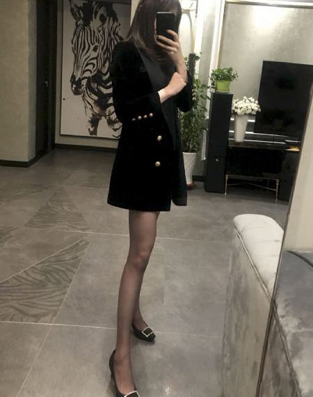 在卧室里征服美艳妈妈在线观看_超清免费观看韩国
