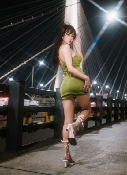 成年人免费小视频_剧情片全集免费播放